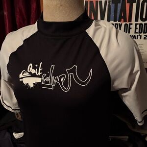 Quiksilver Black and White Men's Jersey